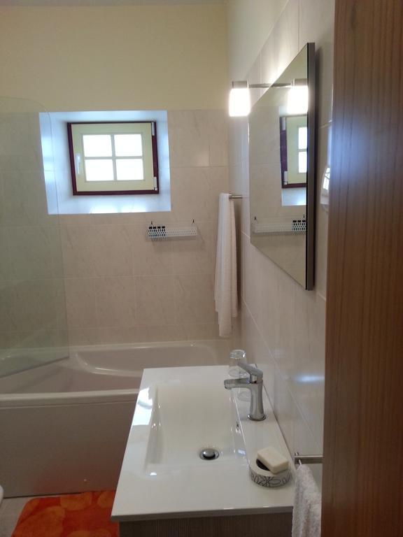 Quinta Da Cardal Guest House Vila Verde  Bilik gambar